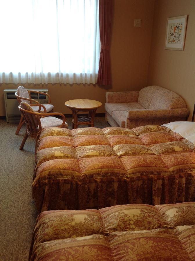 Hotel Kurazo à Hidaka  Extérieur photo